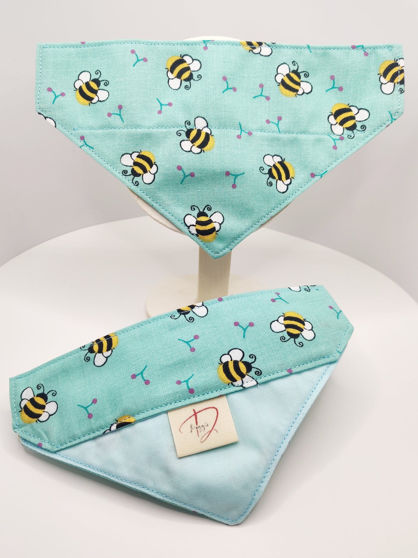 Bee-utiful 2 Pet Bandana