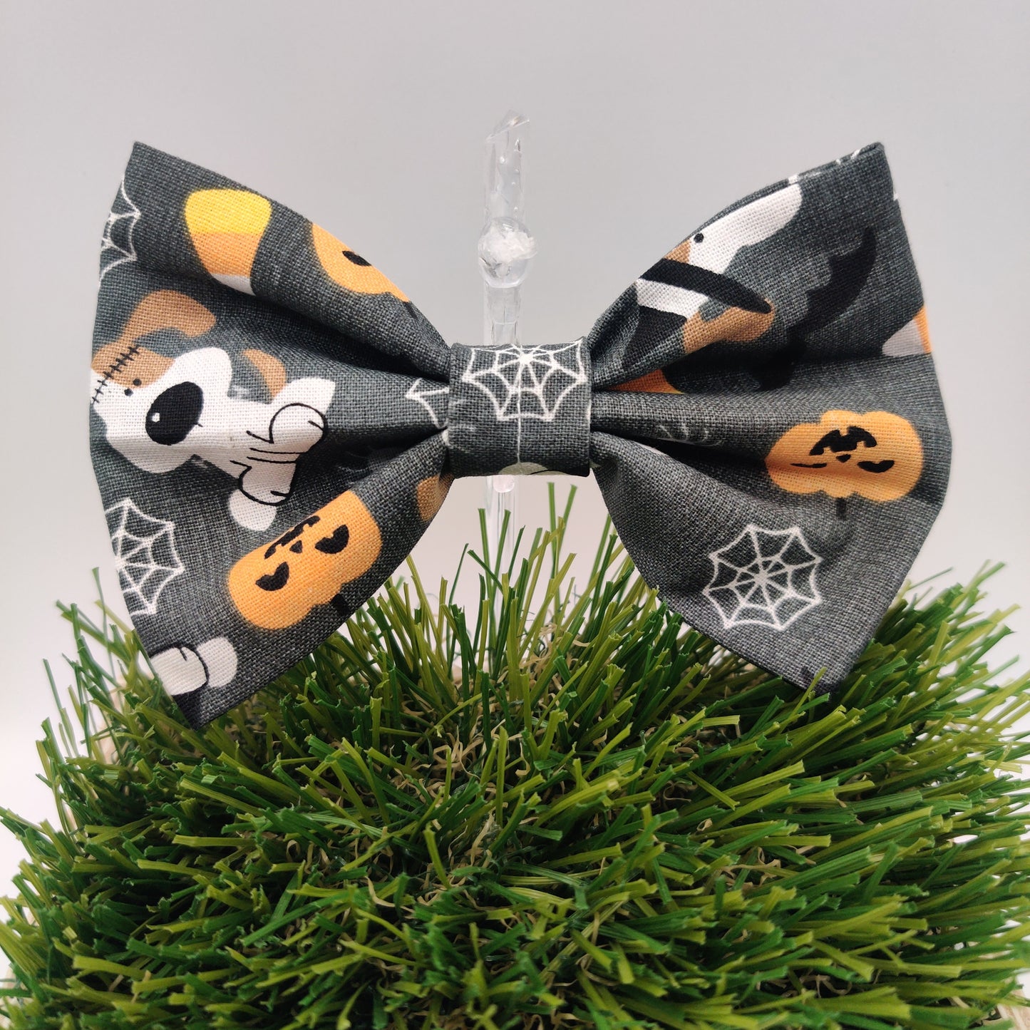 Growl-O-Ween Bow Tie