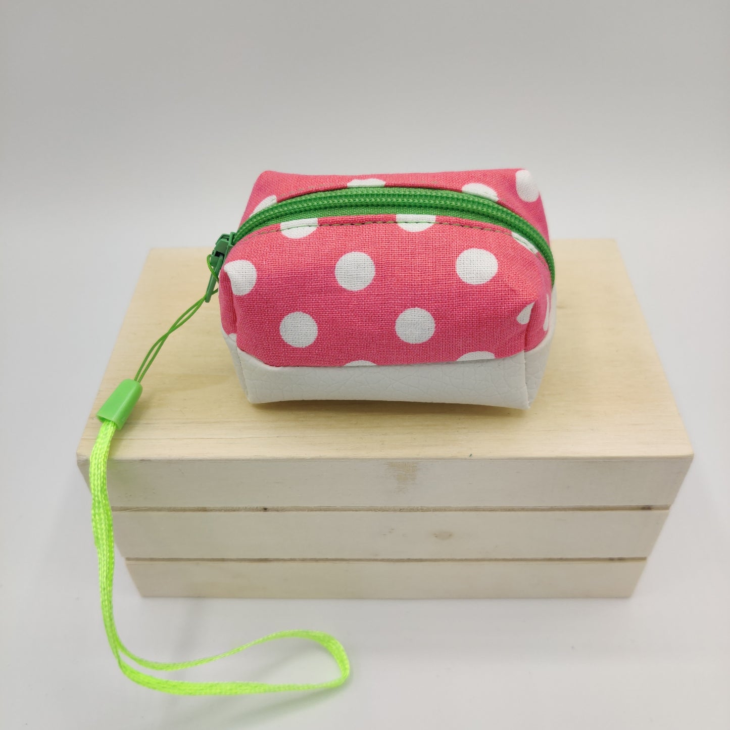 Dog Waste Bag Dispenser - Polka Dots