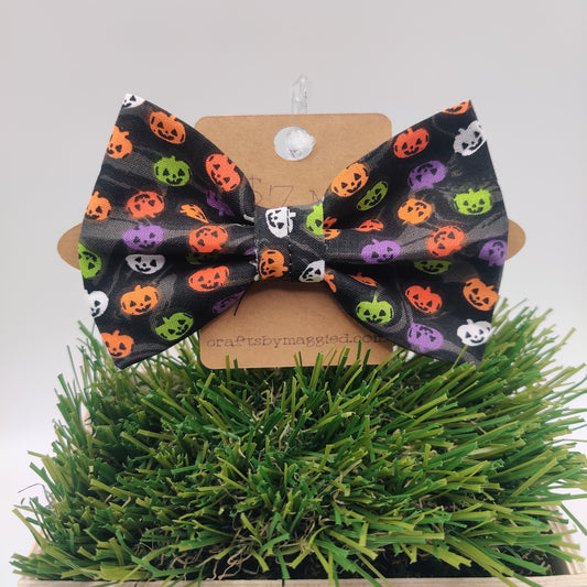 Mini Jack-O-Lantern Bow Tie