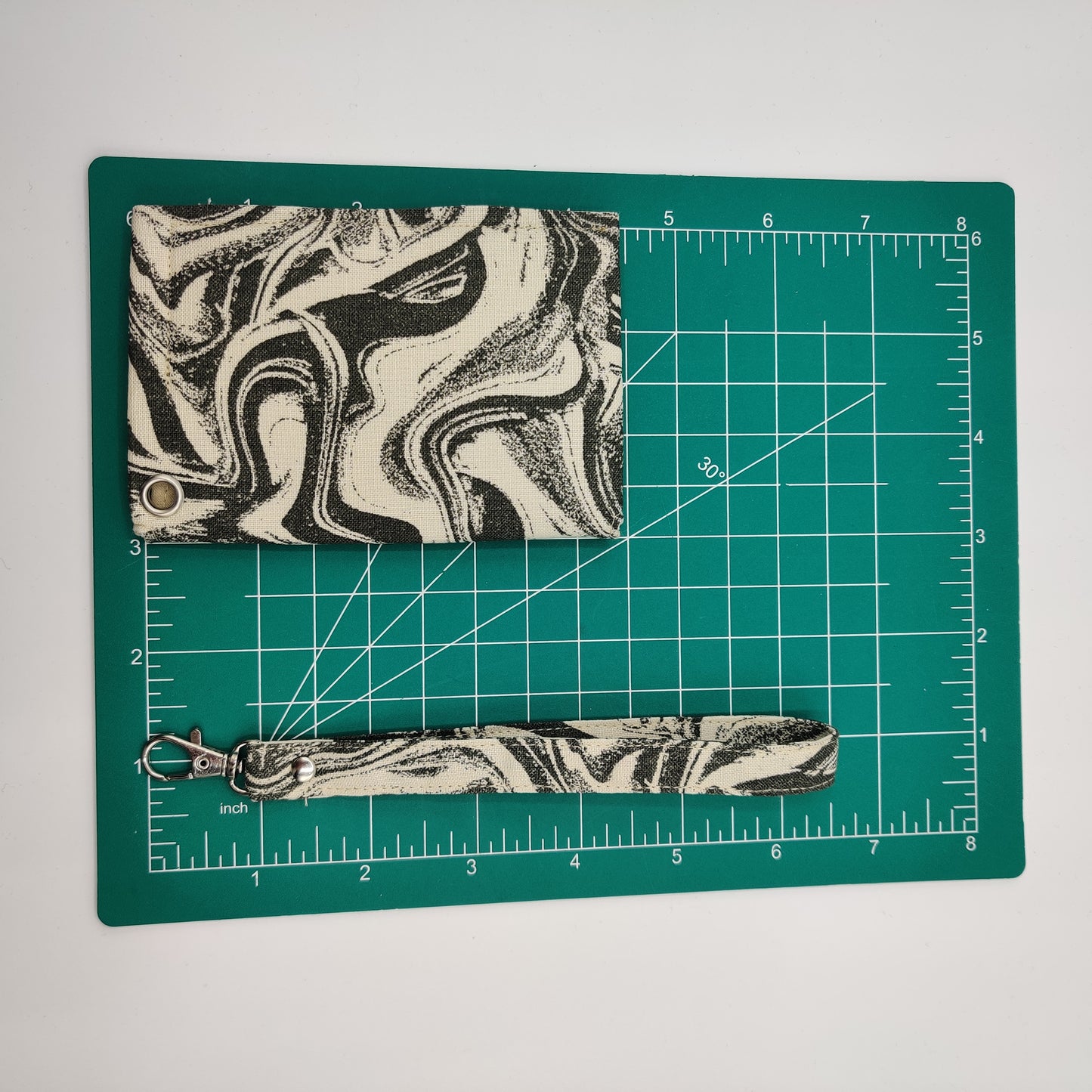 Snap Wallet with Wristlet - Grey Swirl