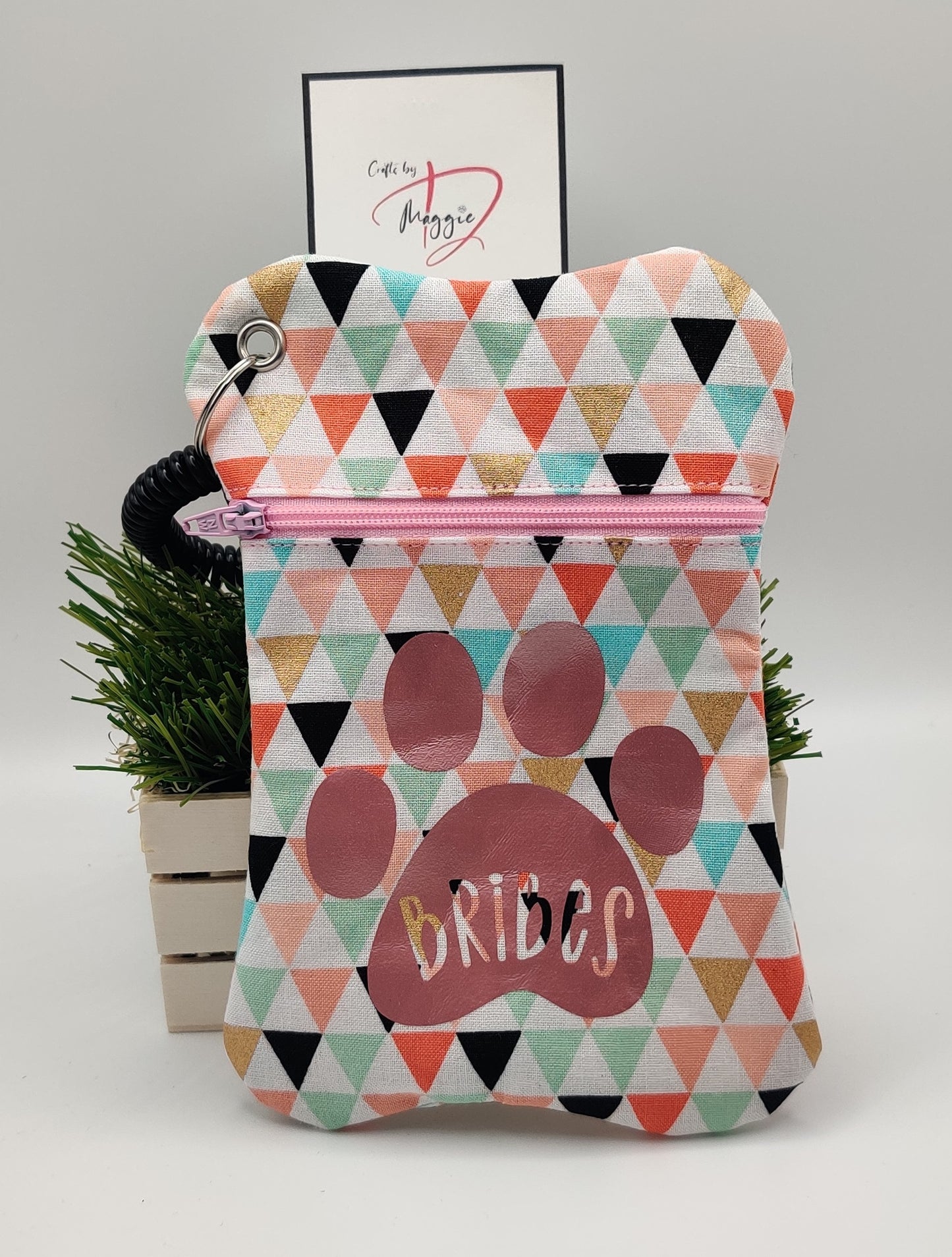 Triangles Treat Bag Pink Zipper